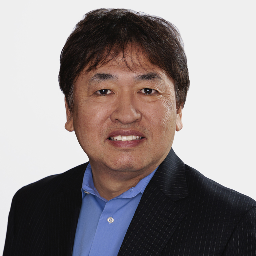 Tim Shiigiは、Essex Solutions Japanの社長であり、日本国内の事業および製造を監督しています。この役職に就く前は、グローバルオペレーションおよび研究開発担当上級副社長を務めていました。1986年にFurukawa Electricに在籍し、古河電気工業株式会社の事業部長や古河マグネットワイヤ株式会社の社長を務め、グローバルな事業運営を指導し、以前の合弁事業の設立において重要な役割を果たしました。キャリアの初期には、インディアナ州フランクリンにあるFEMCOのプラントマネージャー兼副社長、そしてマレーシアのFEMMのエンジニアリングおよびテクニカルディレクターを務めていました。日本の九州大学で機械エンジニアリングの学士号を取得しており、グローバルオペレーション、製造、研究開発のリーダーシップにおいて豊富な経験を持っています。